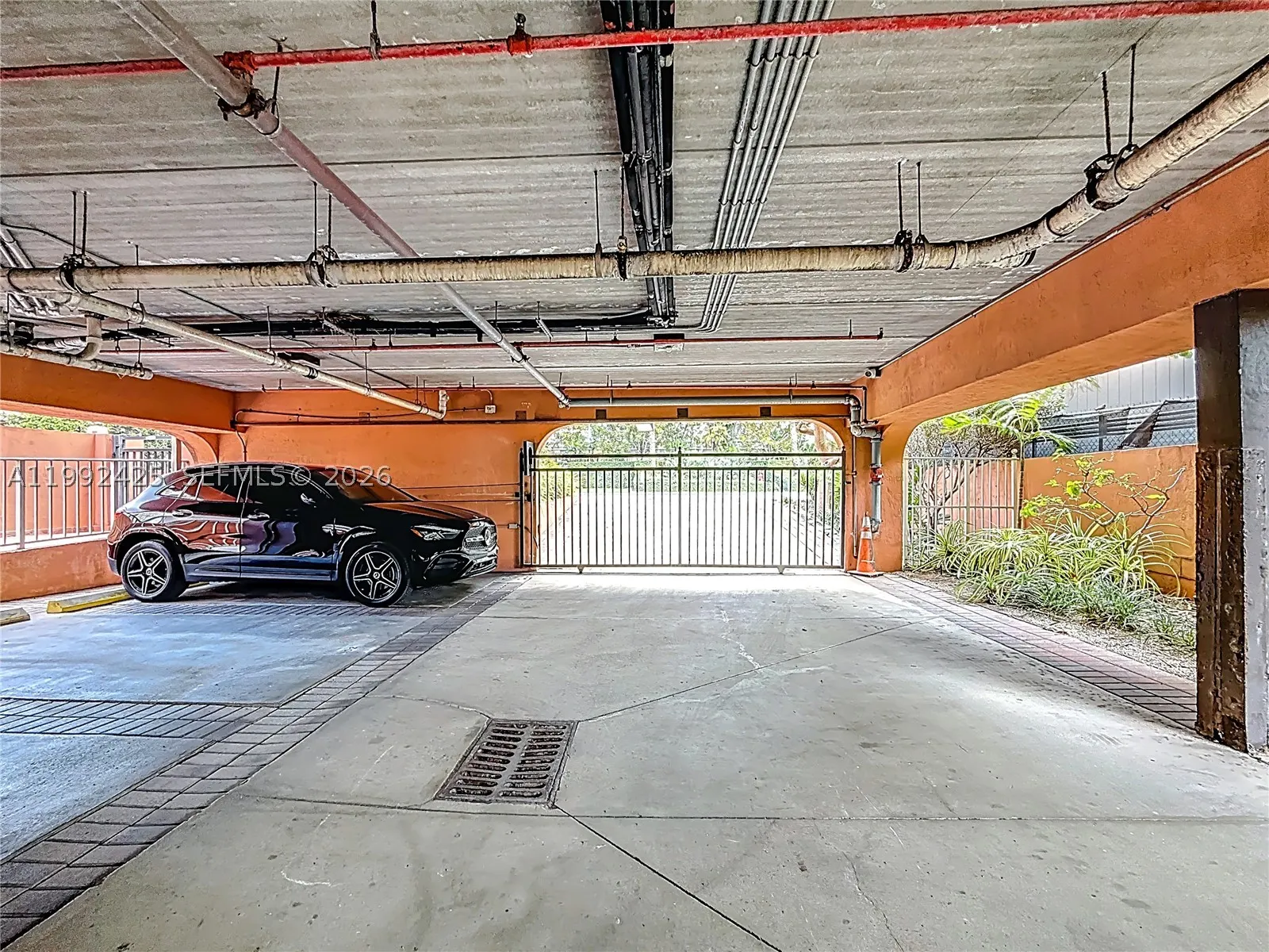 9008 Collins Ave #303