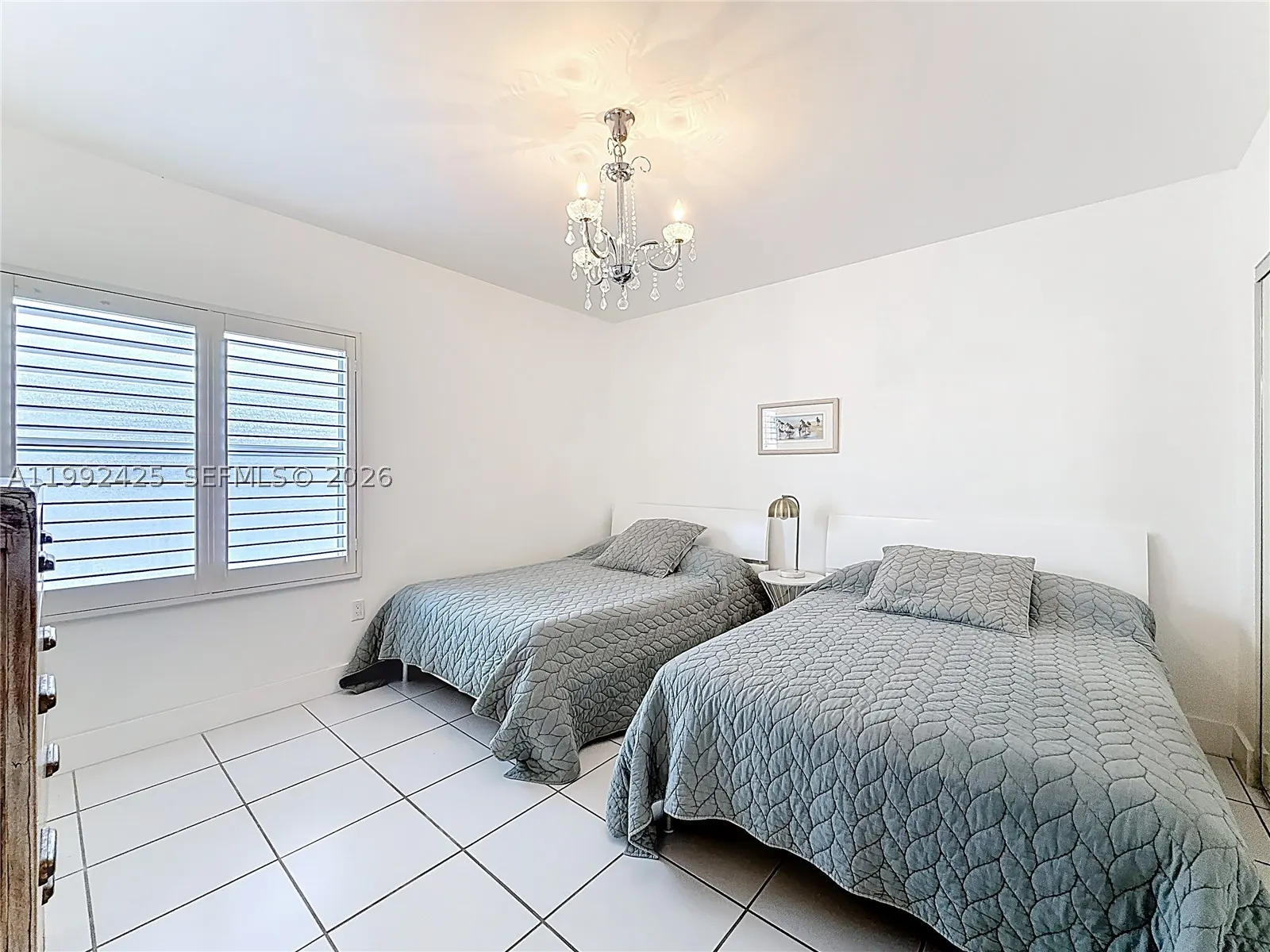 9008 Collins Ave #303
