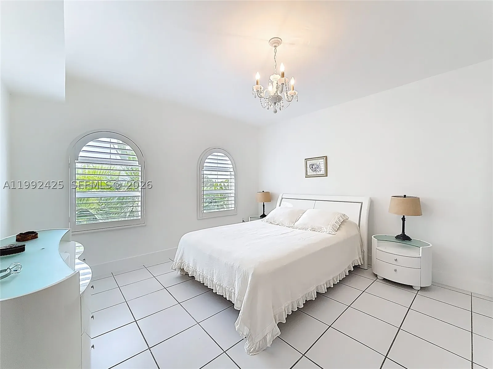 9008 Collins Ave #303