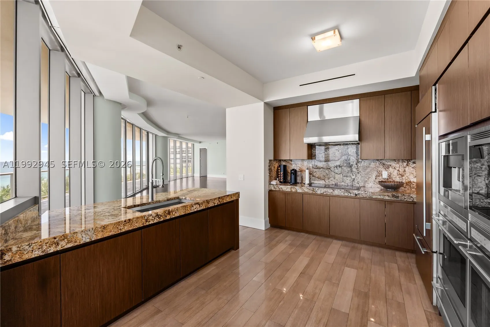 9703 Collins Ave #600