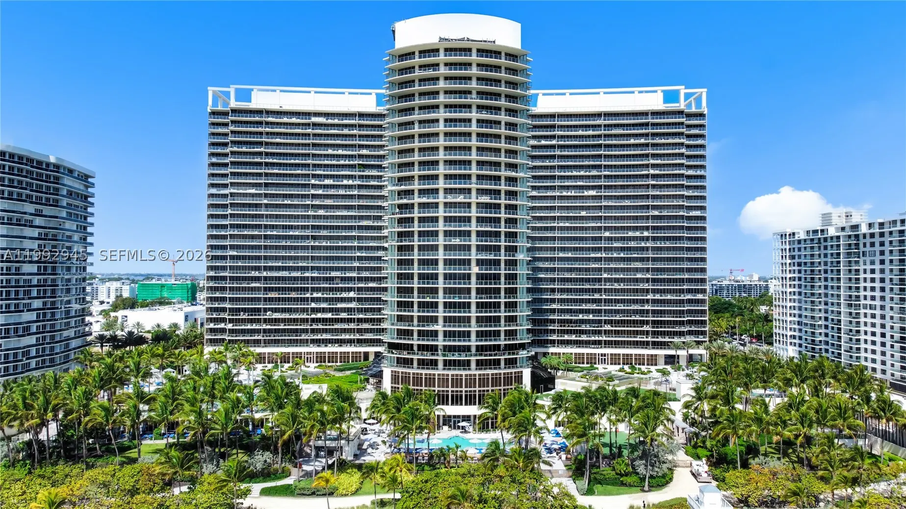 9703 Collins Ave #600
