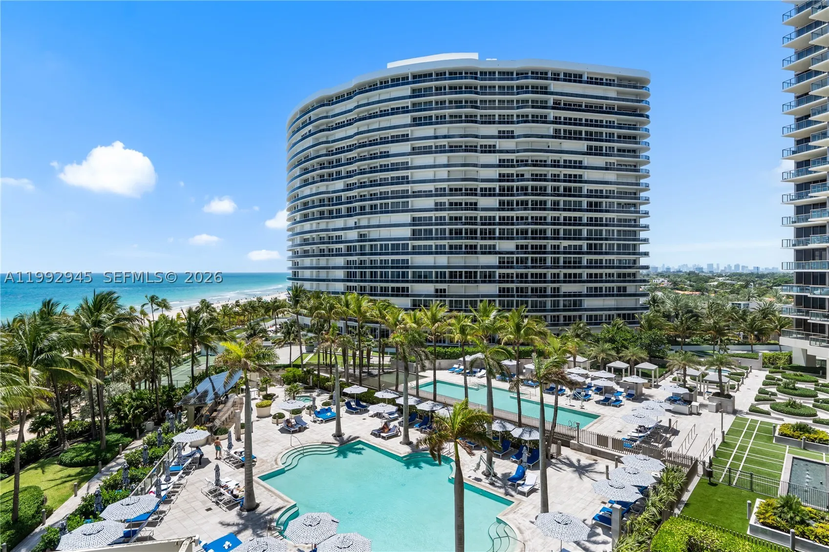 9703 Collins Ave #600