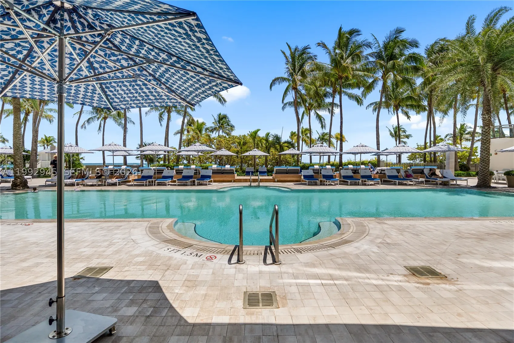 9703 Collins Ave #600