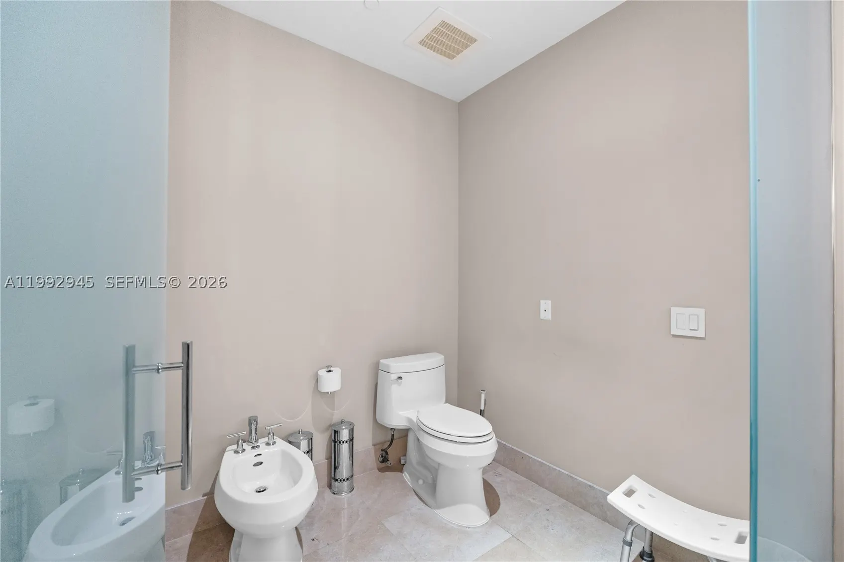 9703 Collins Ave #600