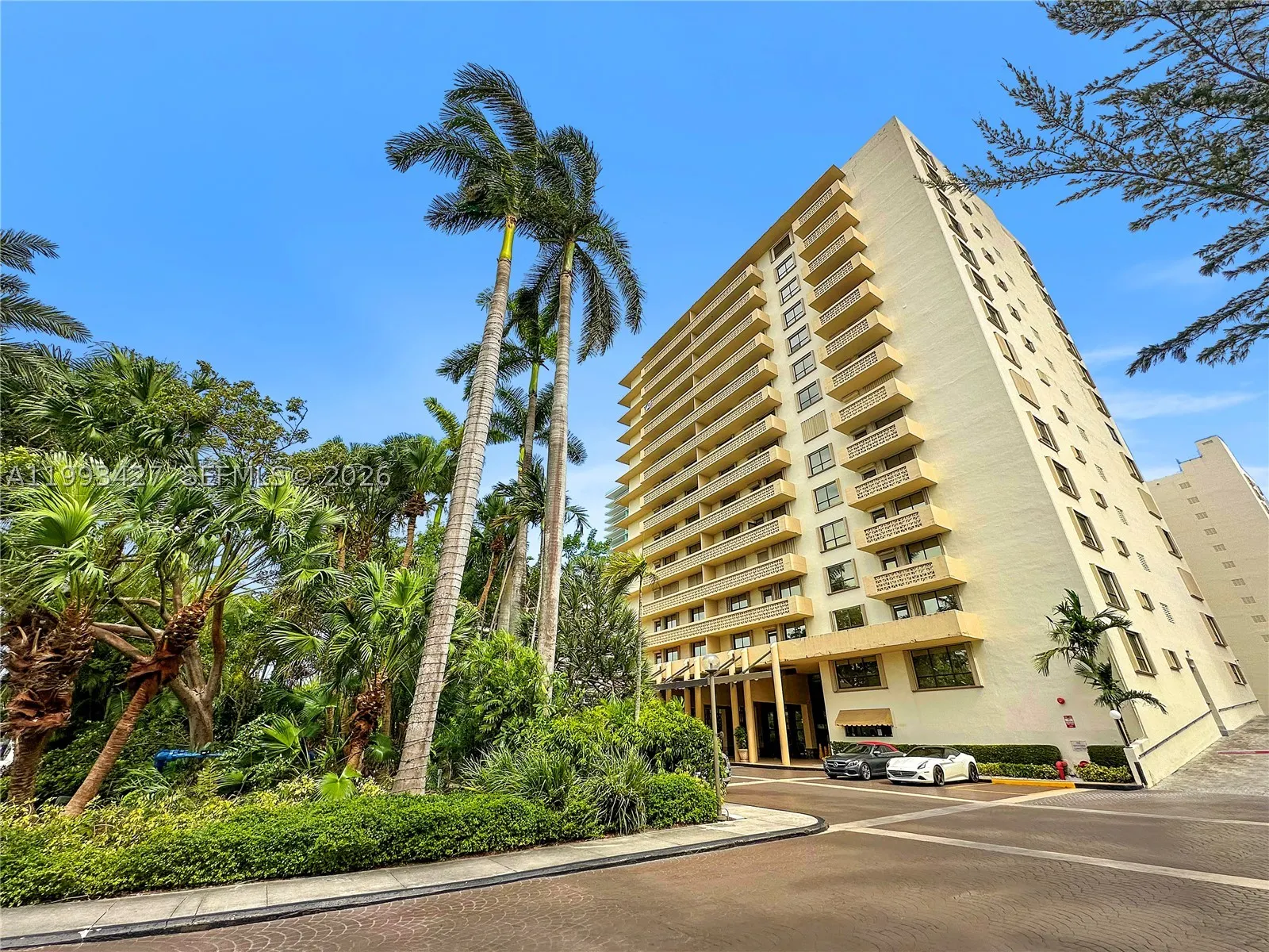 10185 Collins Ave #502