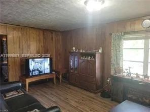 1104 Gulf St