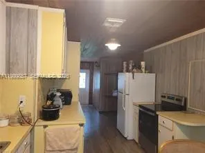 1104 Gulf St