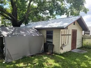 1104 Gulf St