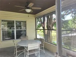 1104 Gulf St