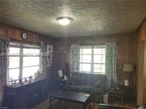 1104 Gulf St