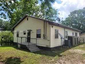 1104 Gulf St