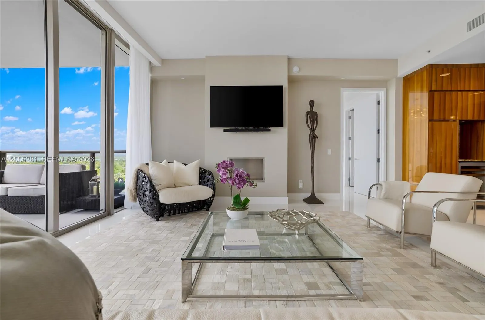 9701 Collins Ave #805S