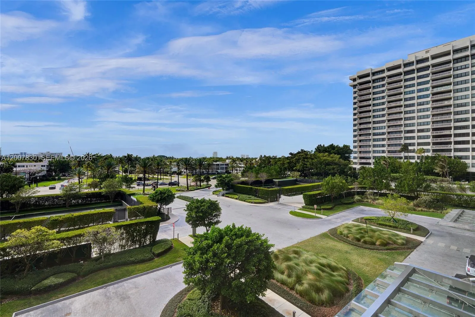 10201 Collins Ave #404