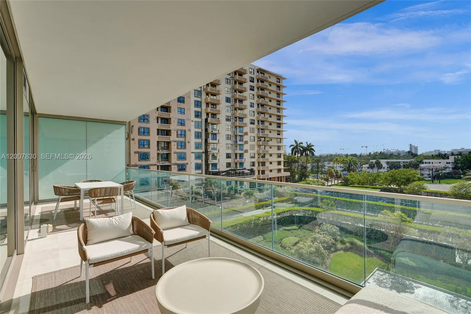 10201 Collins Ave #404