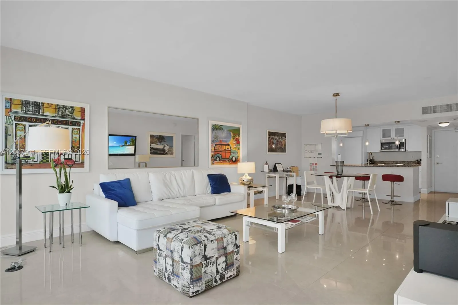 10275 Collins Ave #315