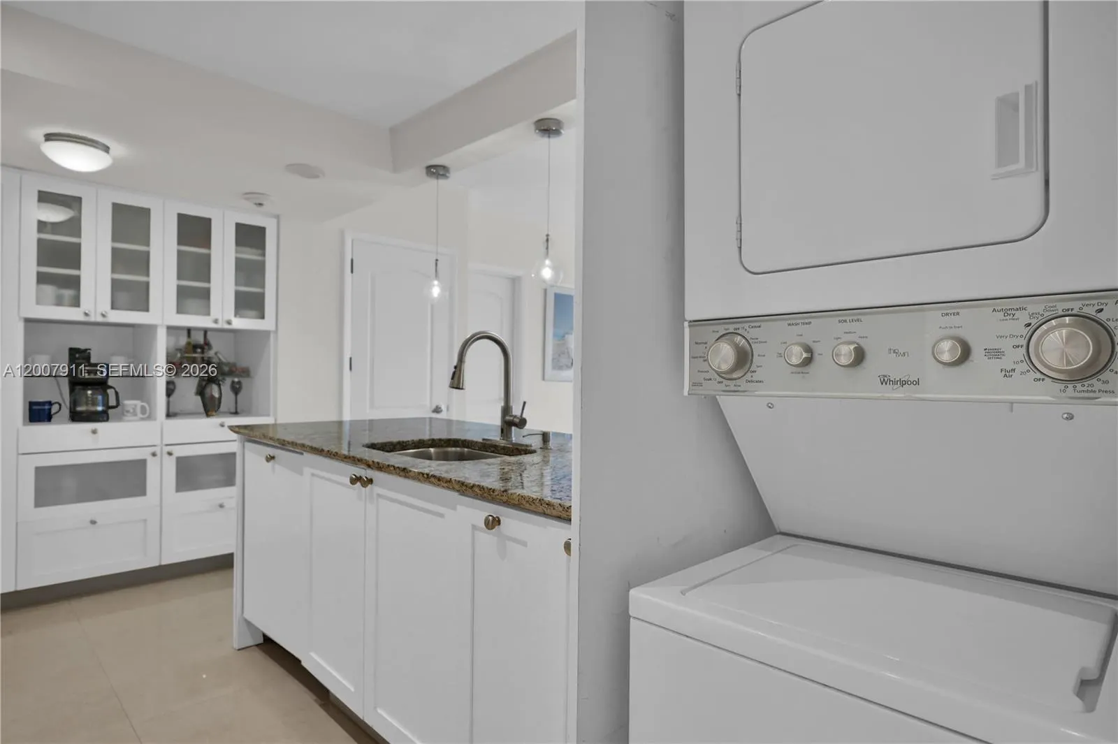 10275 Collins Ave #315