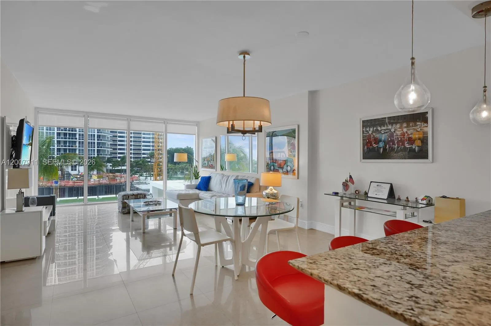 10275 Collins Ave #315