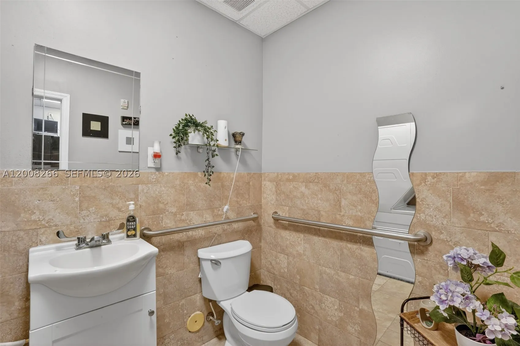 Beauty Salon For Sale On West Kendall