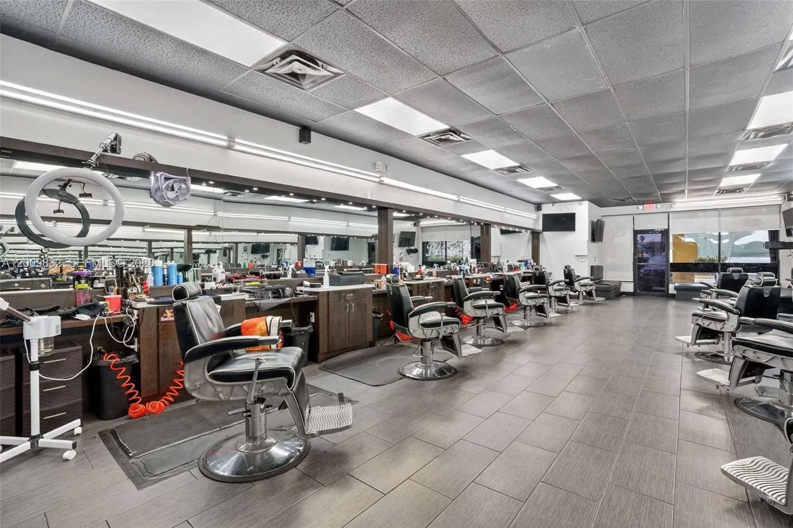 Established Barbershop for Sale – Prime Kendall Location