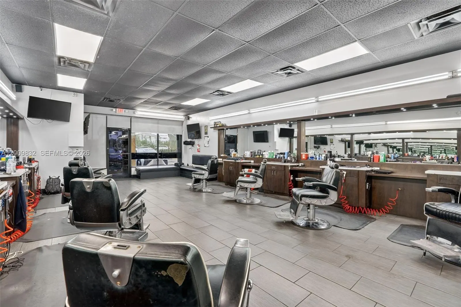 Established Barbershop for Sale – Prime Kendall Location
