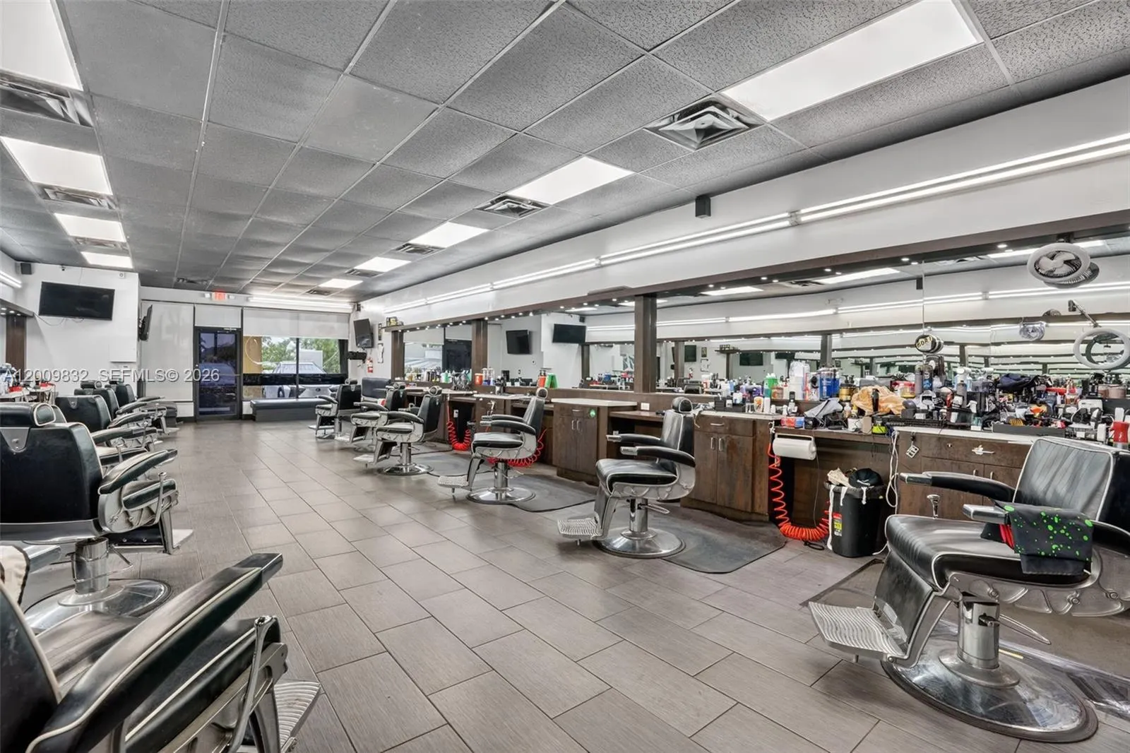 Established Barbershop for Sale – Prime Kendall Location