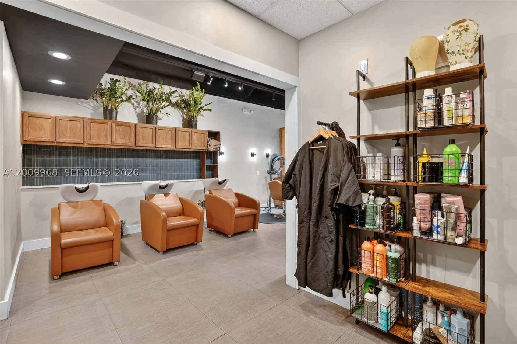Turnkey Beauty Salon & Spa For Sale In Palmetto Bay
