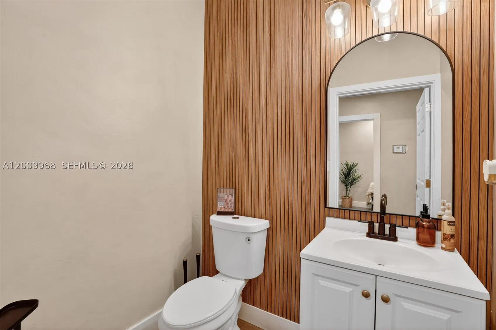 Turnkey Beauty Salon & Spa For Sale In Palmetto Bay