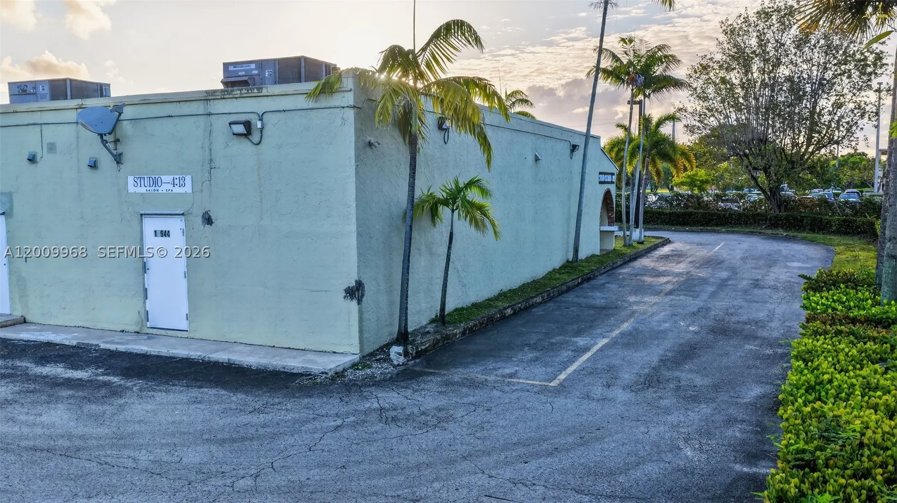 Turnkey Beauty Salon & Spa For Sale In Palmetto Bay