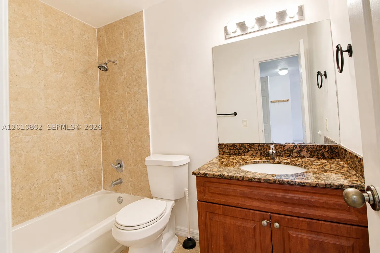 14500 SW 88th Ave #222