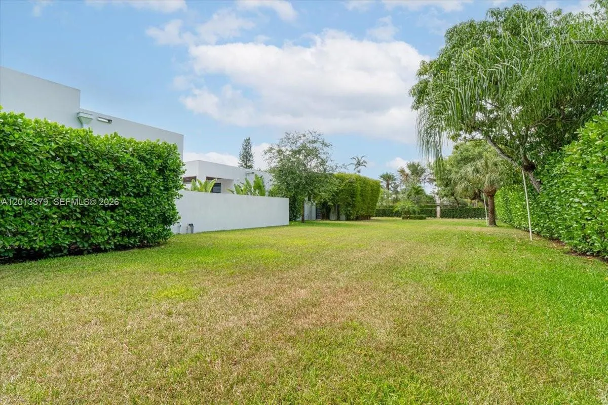 6785 SW 99th Ter