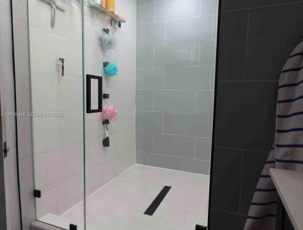 9260 SW 164th St