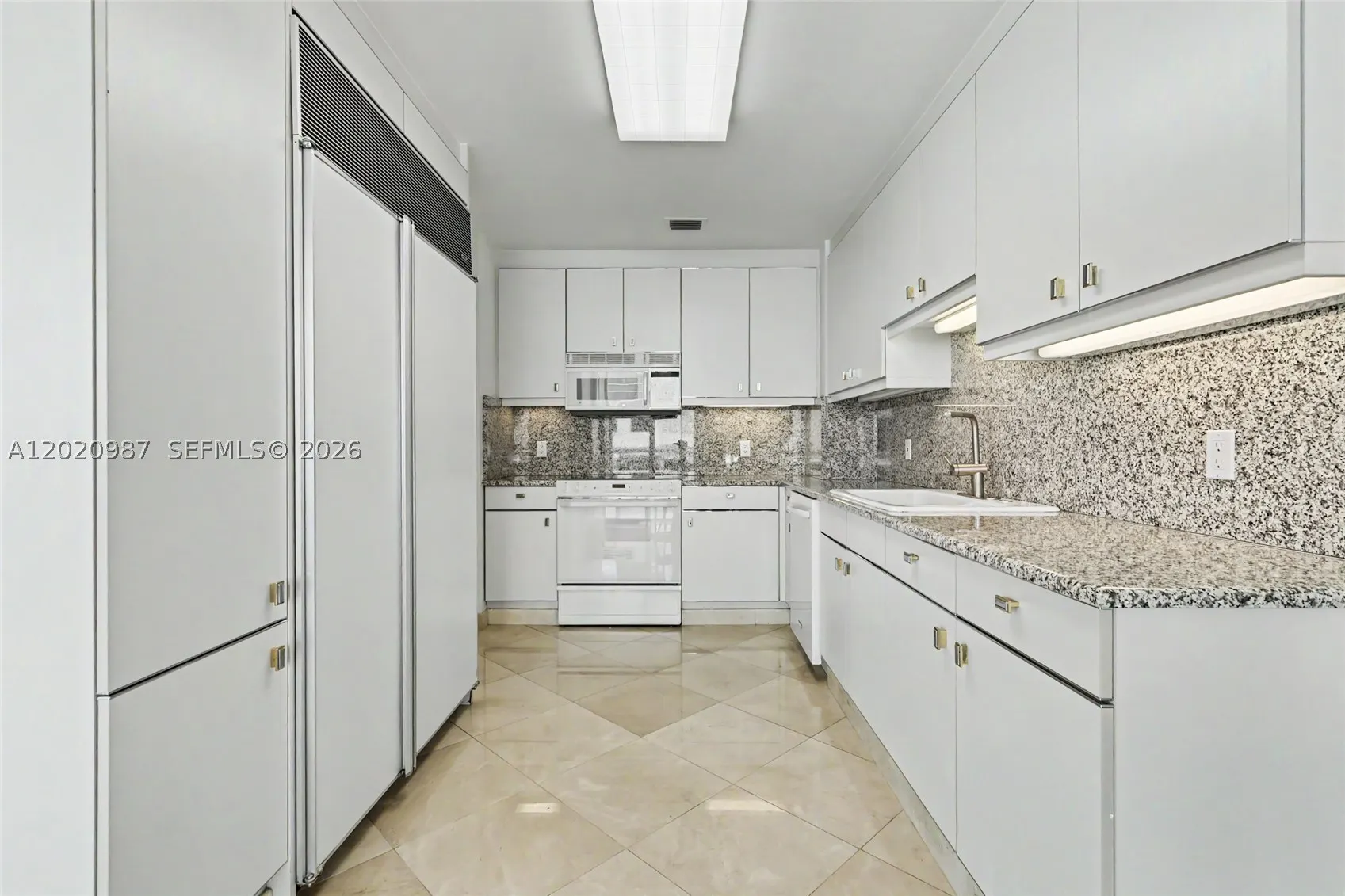 10101 Collins Ave #18C + CABANA