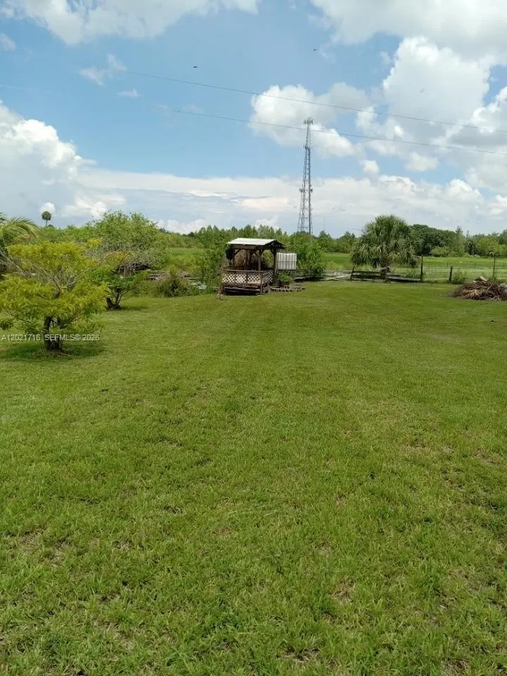 1326 Red Barn Rd