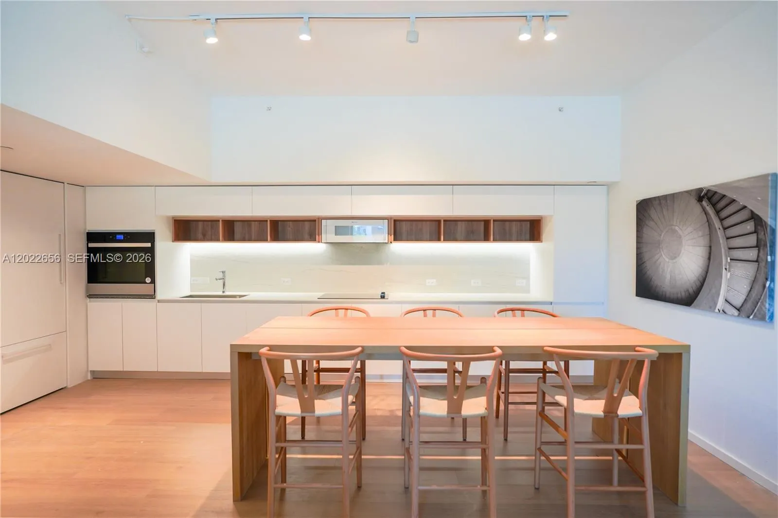 10250 Collins Avenue #412