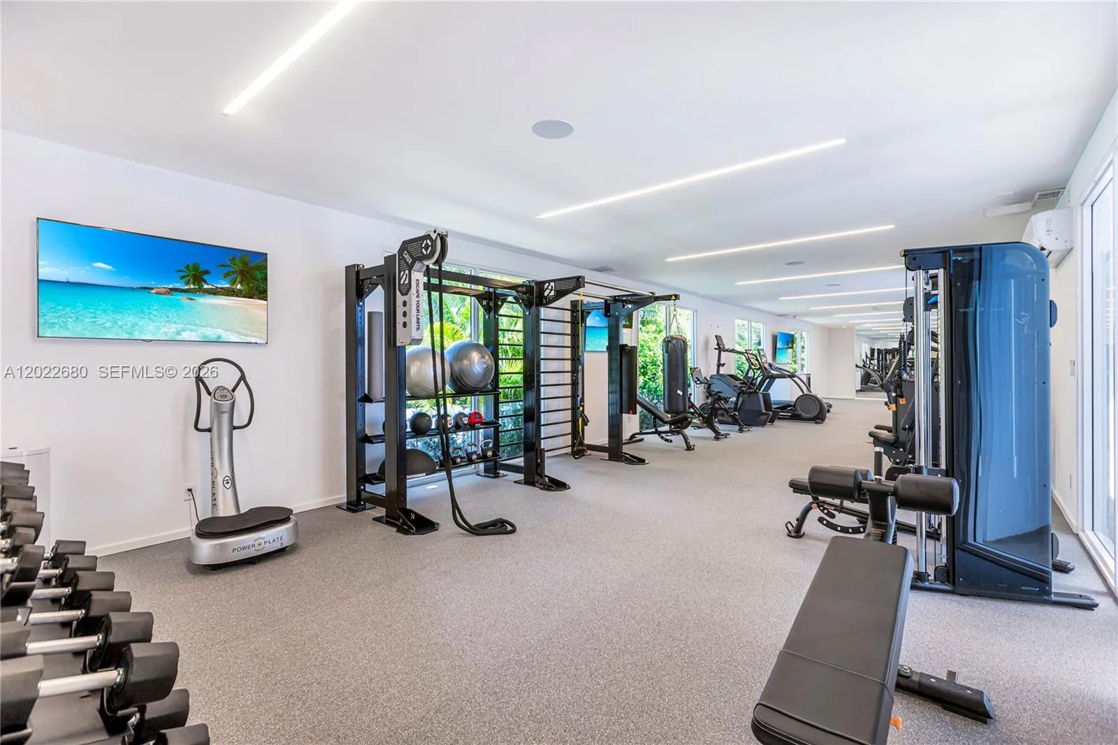 10250 Collins Avenue #307