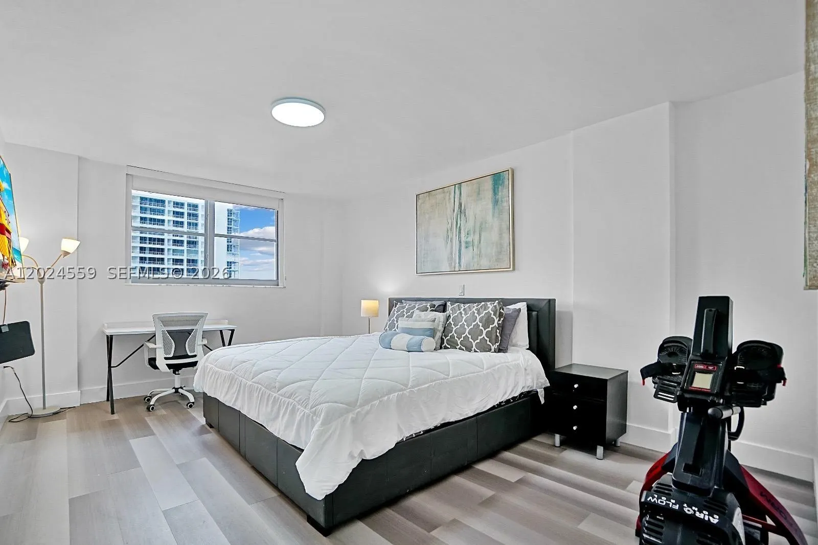 9273 Collins Ave #309
