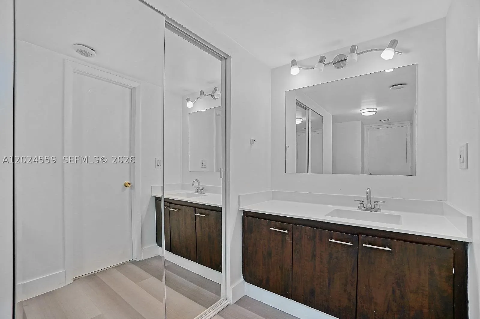 9273 Collins Ave #309