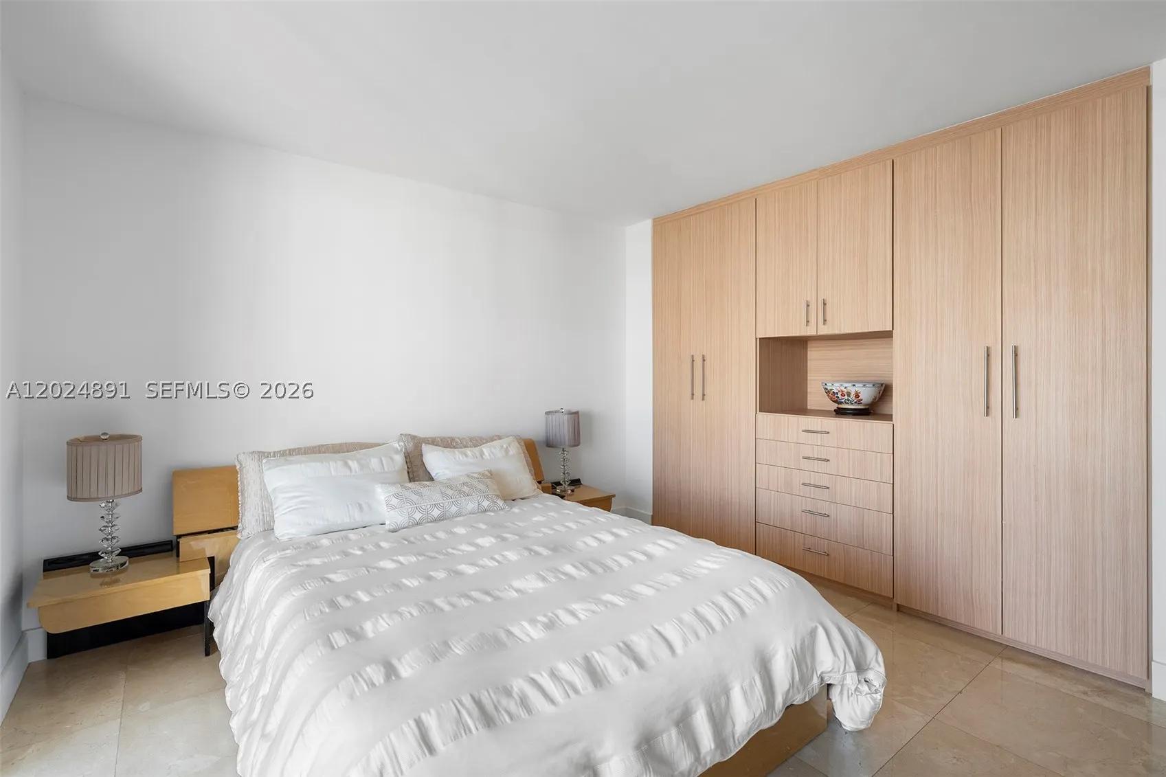 10175 Collins Ave #1505