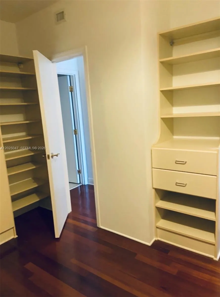9601 Collins Ave #403