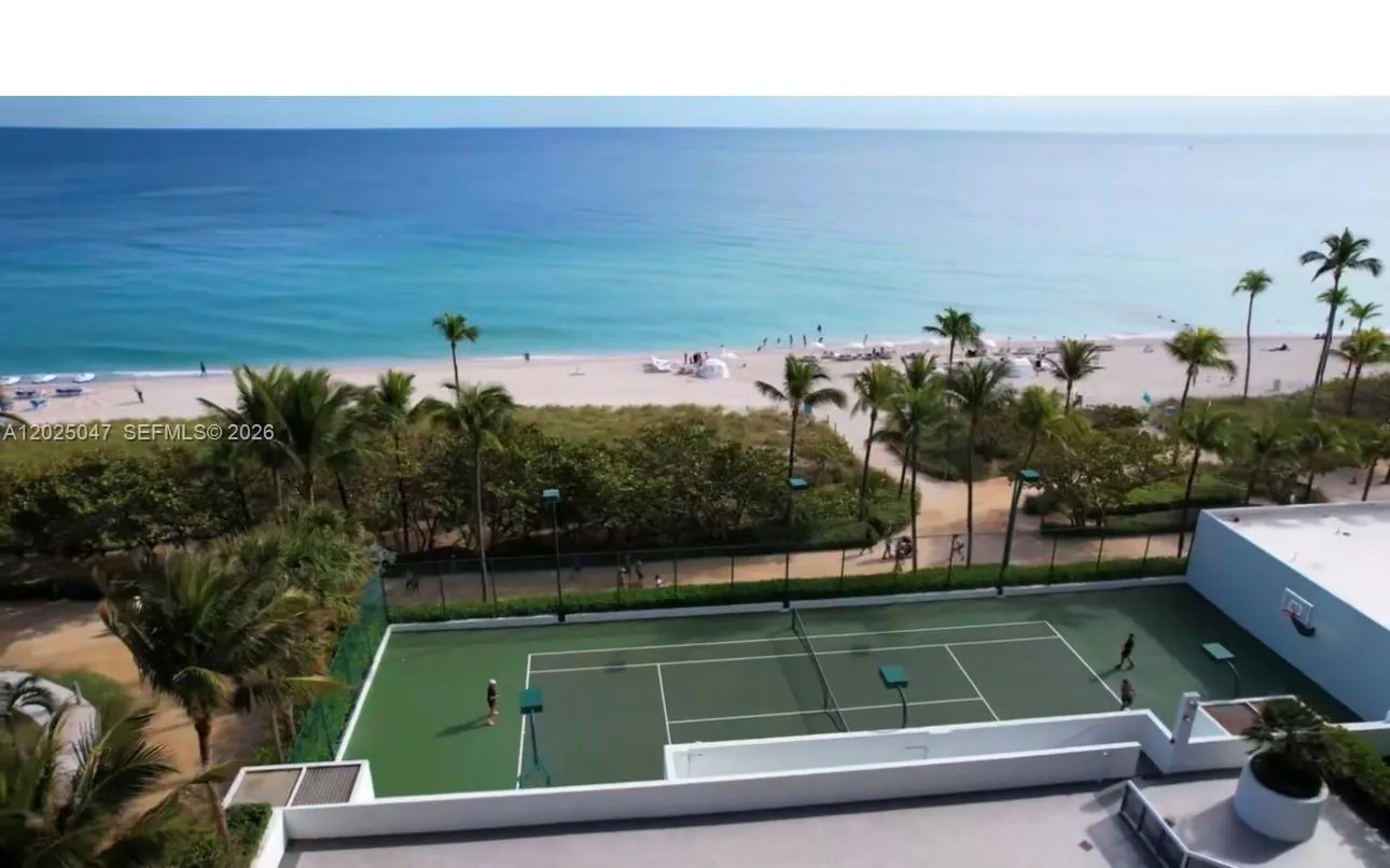 9601 Collins Ave #403