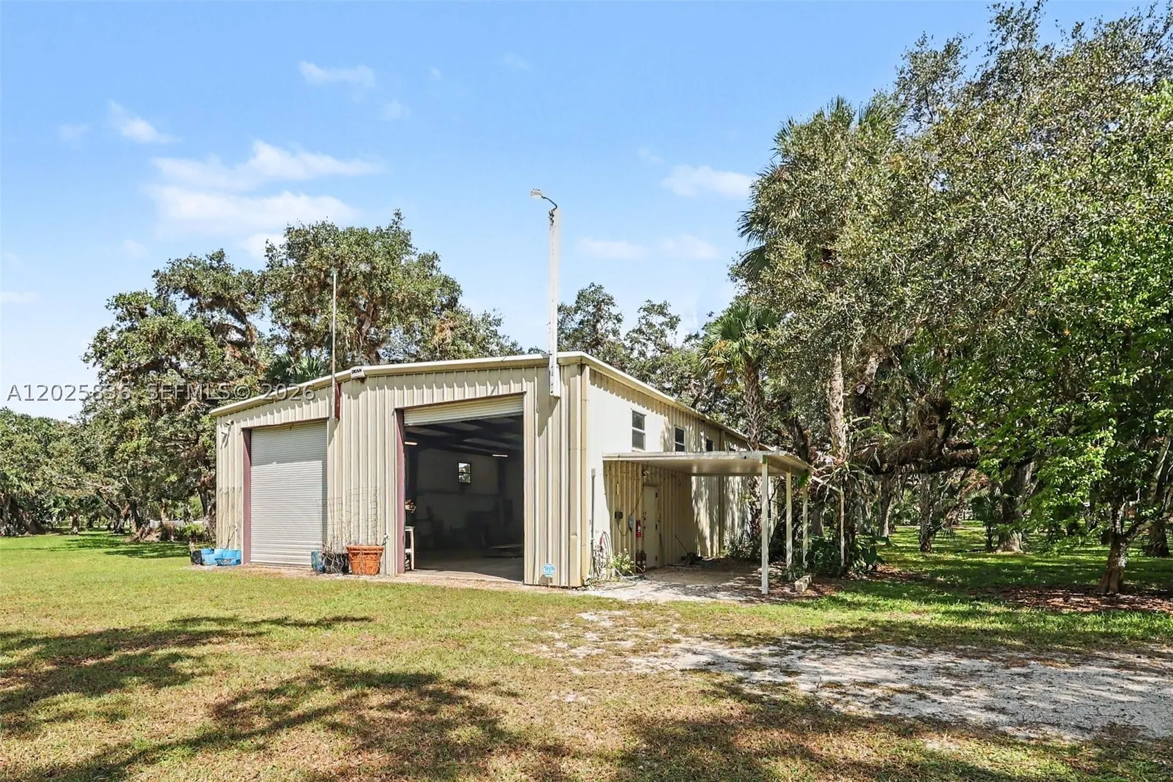 3079 Frontier Cir