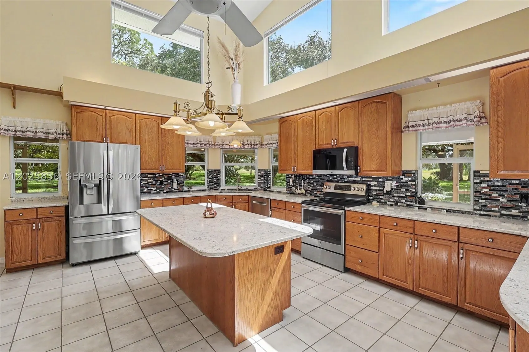 3079 Frontier Cir