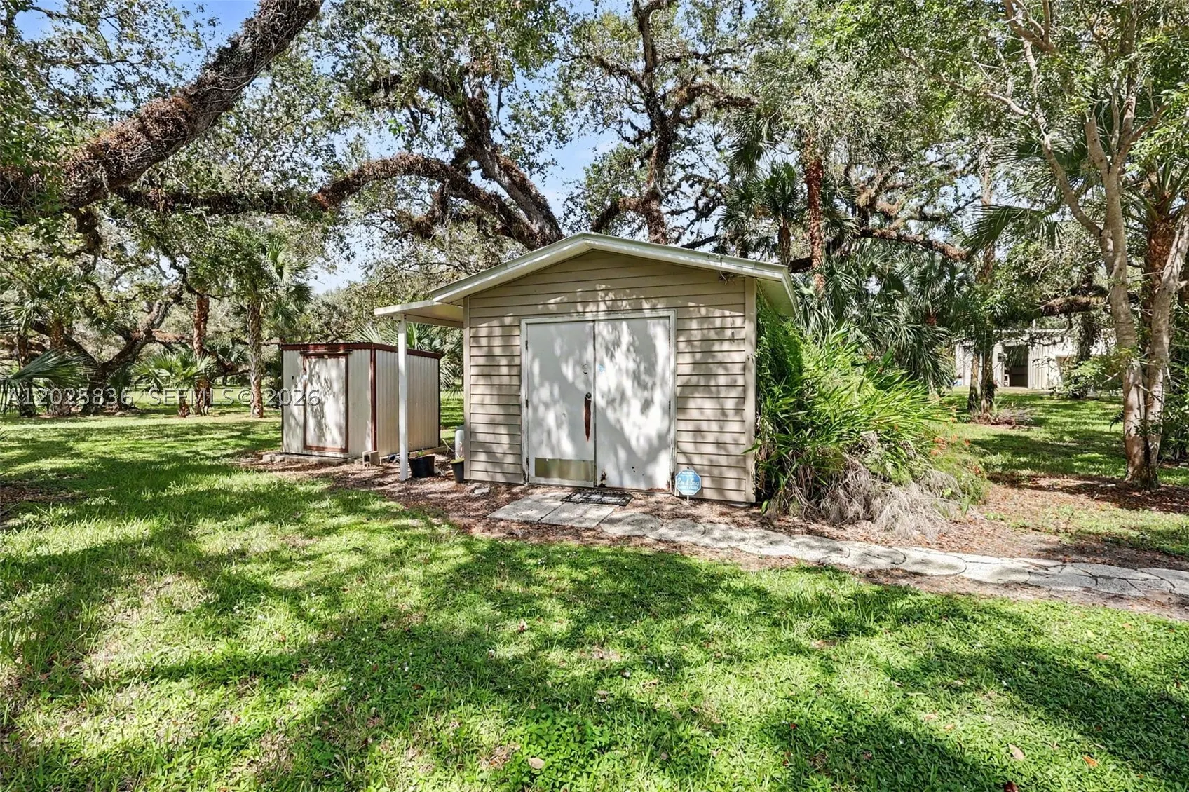 3079 Frontier Cir
