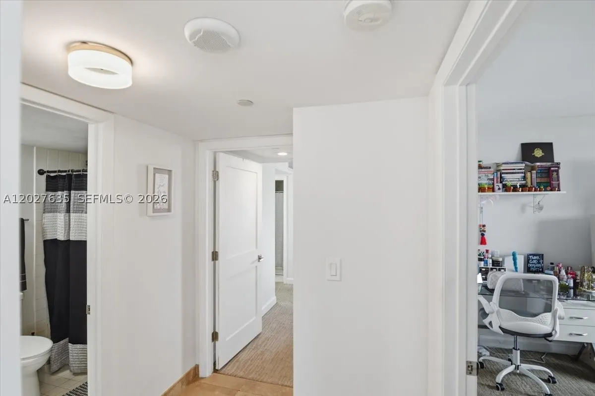 8911 Collins Ave #601