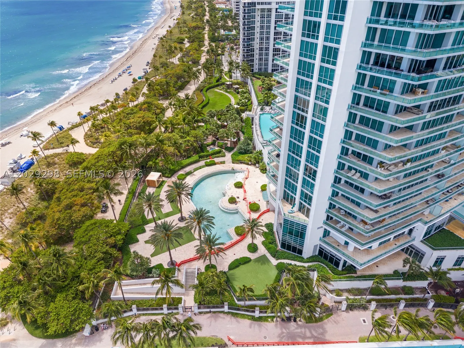 10295 Collins Ave #1606