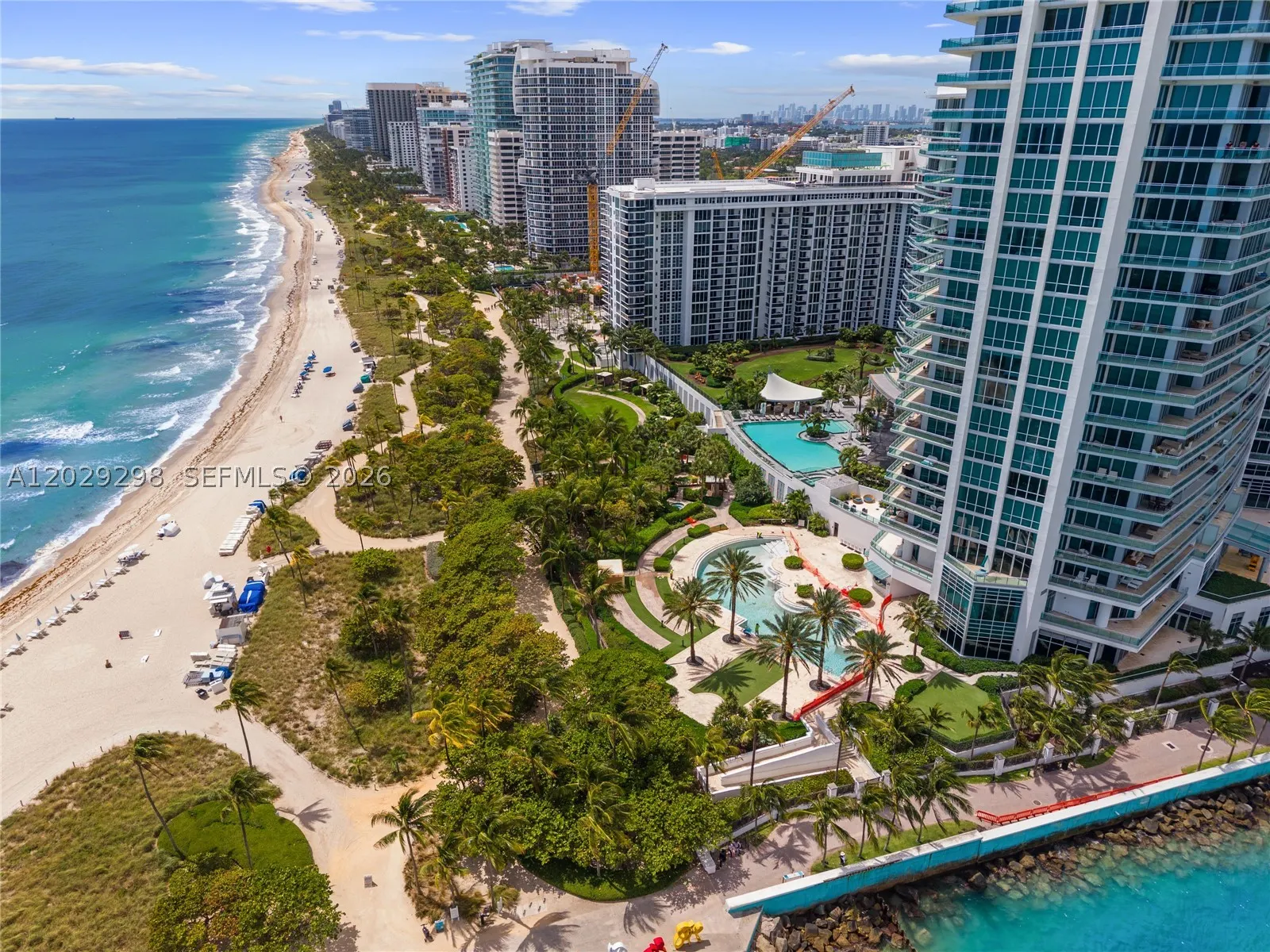 10295 Collins Ave #1606