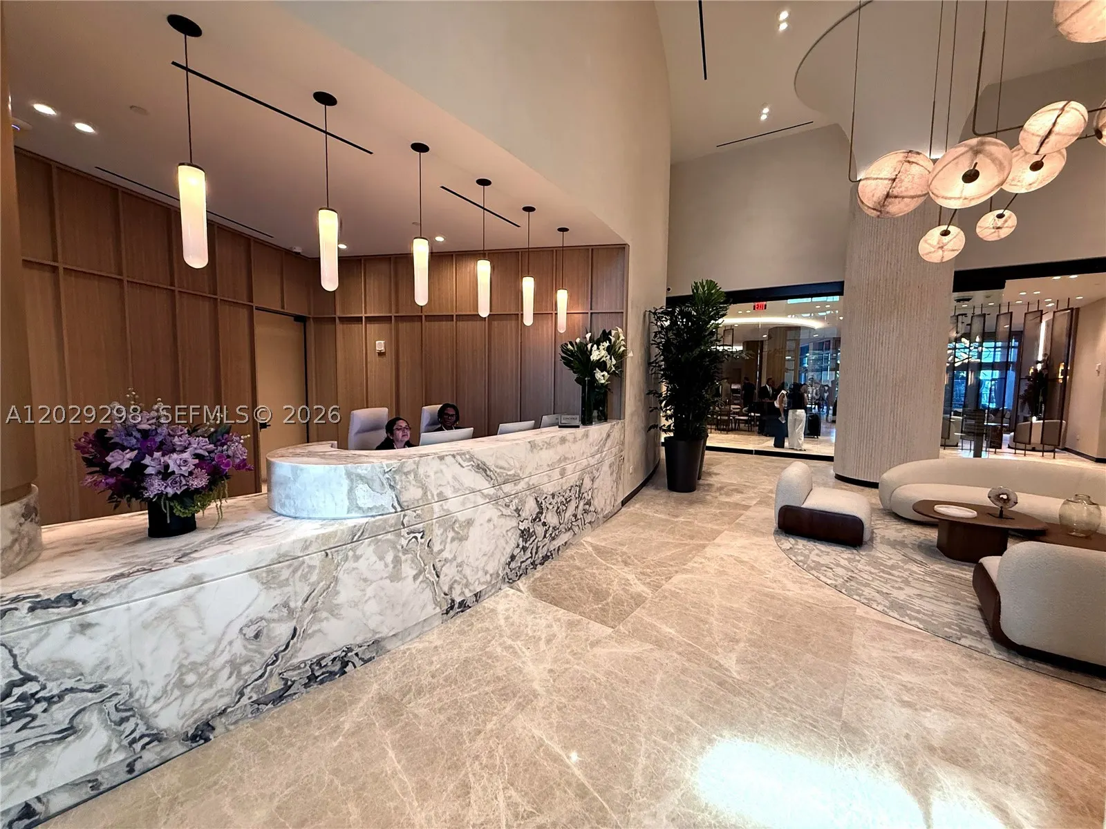 10295 Collins Ave #1606