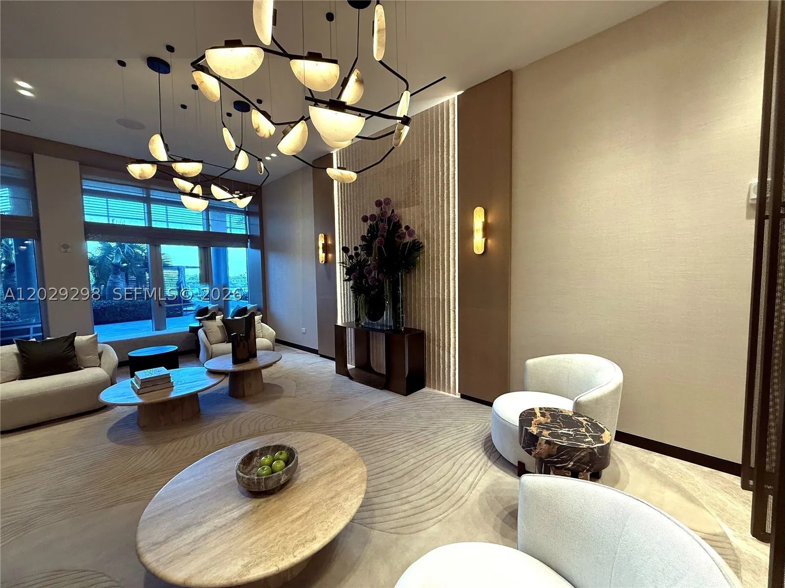 10295 Collins Ave #1606