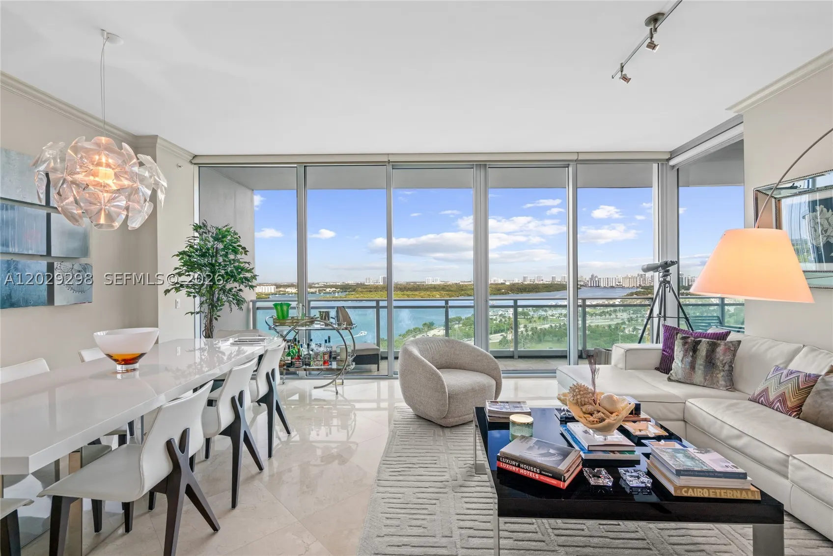 10295 Collins Ave #1606