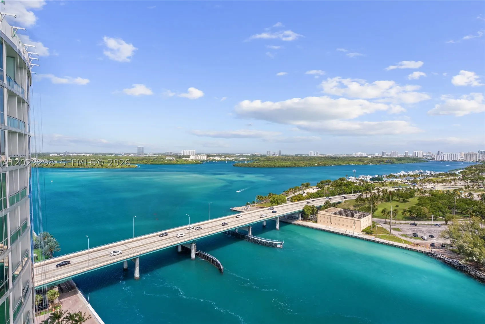 10295 Collins Ave #1606